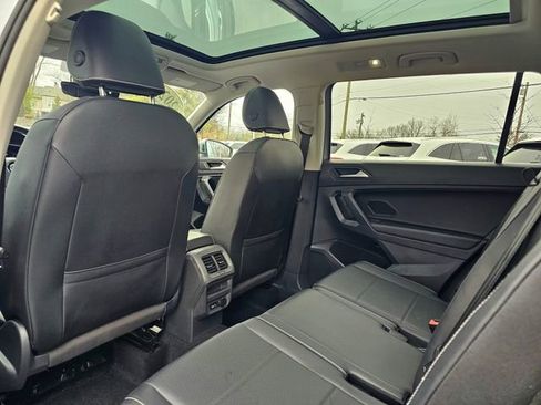 Used 2021 Volkswagen Tiguan SEL image 24