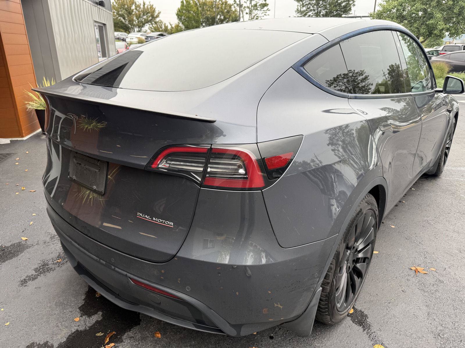 Used 2022 Tesla Model Y Performance AWD/4WD image 9