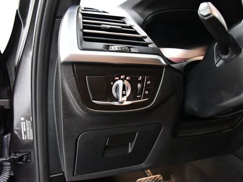 Used 2022 BMW X3 xDrive30i w/ Premium Package 2 image 11