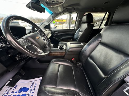 Used 2017 Chevrolet Tahoe LT image 12