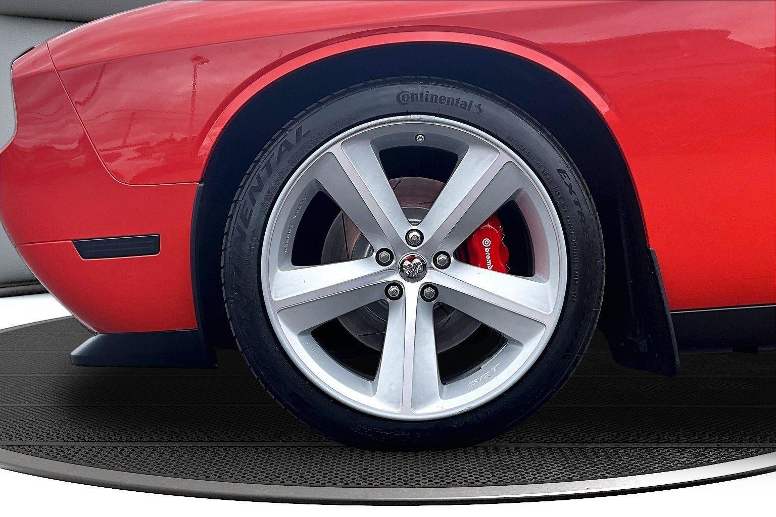 Used 2009 Dodge Challenger SRT8 w/ SRT Option Group II RWD image 34