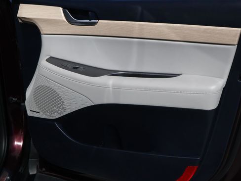 Used 2023 Hyundai Palisade Limited FWD image 18