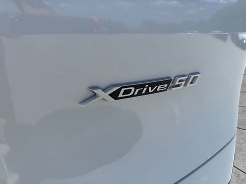 Used 2023 BMW iX xDrive50 w/ Premium Package AWD/4WD image 31