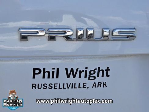 Used 2015 Toyota Prius Four FWD image 15