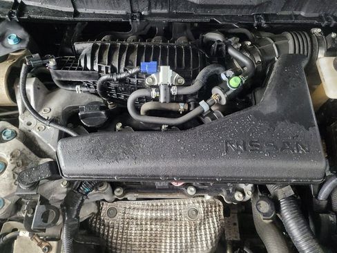Used 2018 Nissan Rogue S FWD image 30