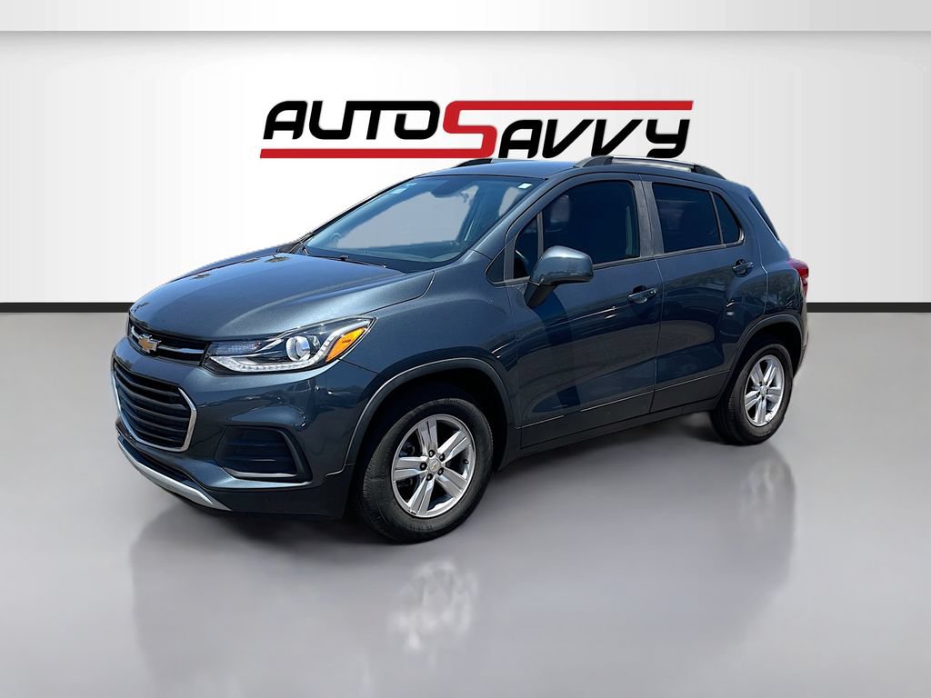 Used 2022 Chevrolet Trax LT w/ LT Convenience Package FWD image 3