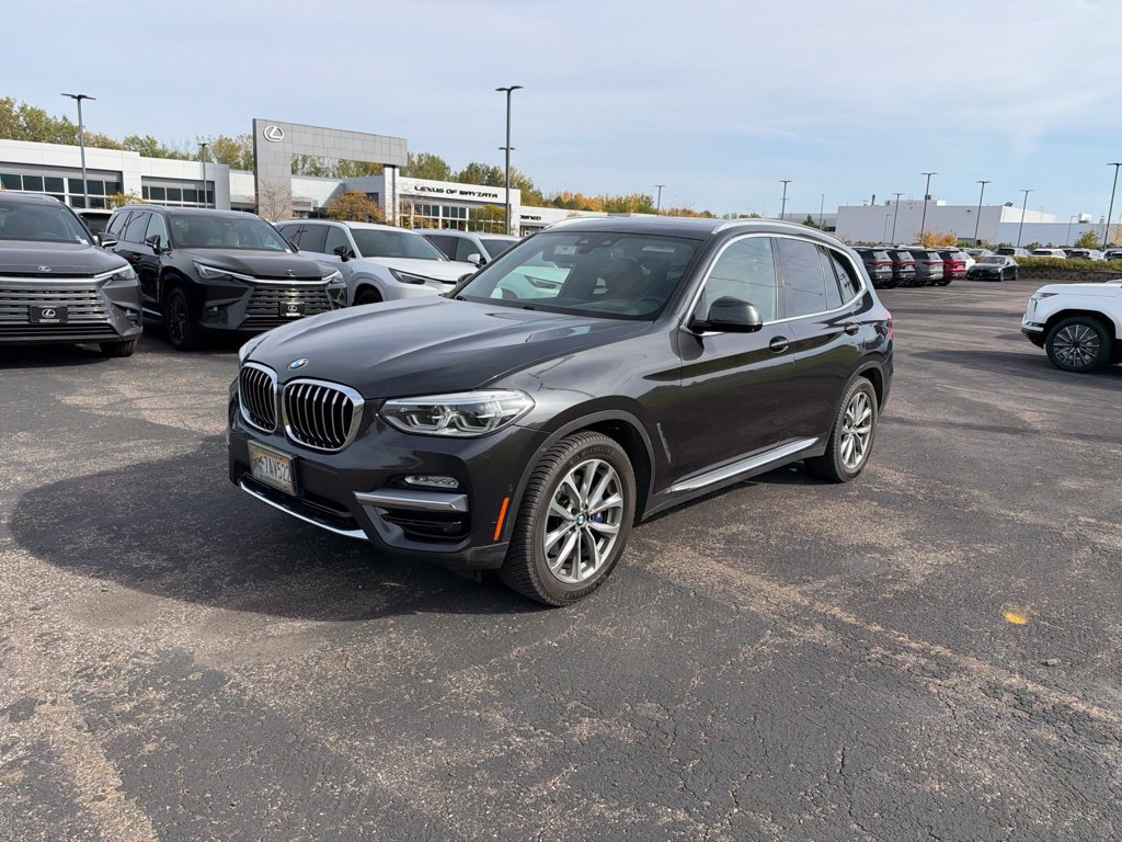 Used 2018 BMW X3 xDrive30i w/ Executive Package AWD/4WD image 7