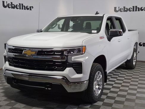 New 2026 Chevrolet Silverado 1500 LT w/ Z71 Off-Road Package image 3