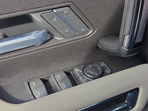 New 2026 GMC Hummer EV SUV image 14