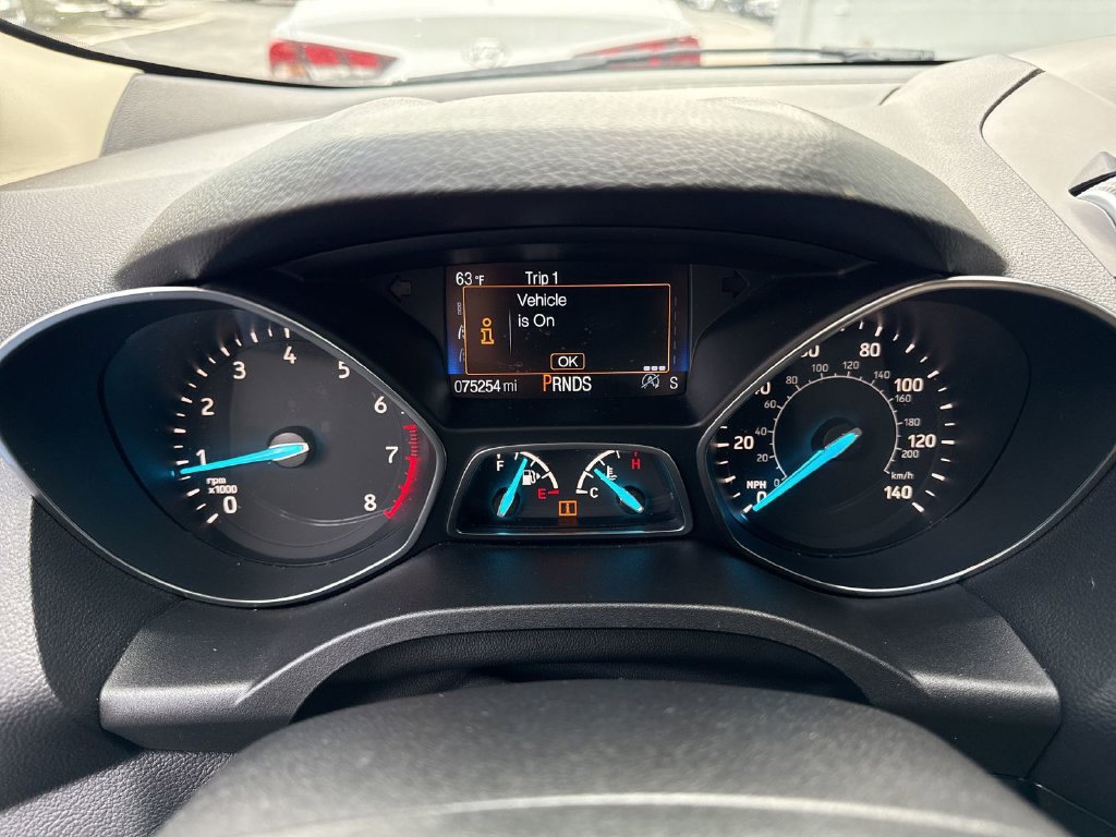 Used 2018 Ford Escape Titanium w/ Ford Safe & Smart Package AWD/4WD image 24