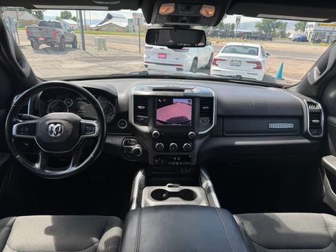 Used 2019 RAM 1500 Big Horn AWD/4WD image 10