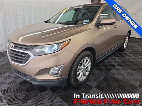 Used 2018 Chevrolet Equinox LT FWD image 1