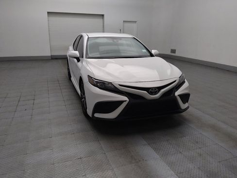 Used 2023 Toyota Camry SE image 13