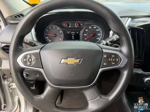 Used 2020 Chevrolet Traverse LS AWD/4WD image 20
