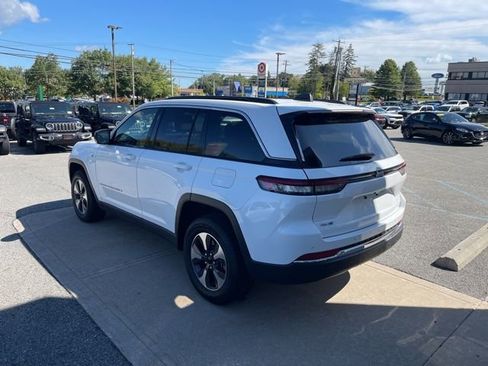 Certified 2024 Jeep Grand Cherokee Limited 4xe AWD/4WD image 4