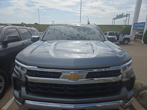 Used 2025 Chevrolet Silverado 1500 LT w/ Texas Edition Plus AWD/4WD image 2
