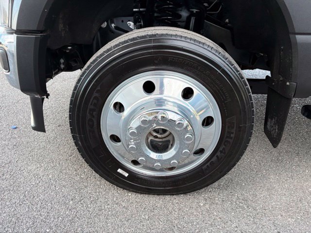 Used 2023 Ford F550 4x4 Crew Cab Super Duty image 12