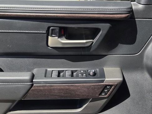 Used 2024 Toyota Tundra Limited image 21