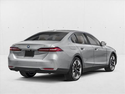 New 2026 BMW 540i xDrive image 2