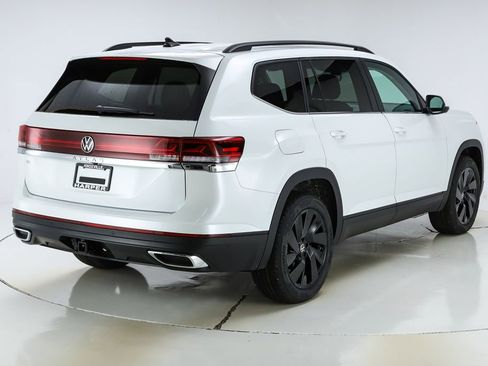 New 2026 Volkswagen Atlas SE image 9