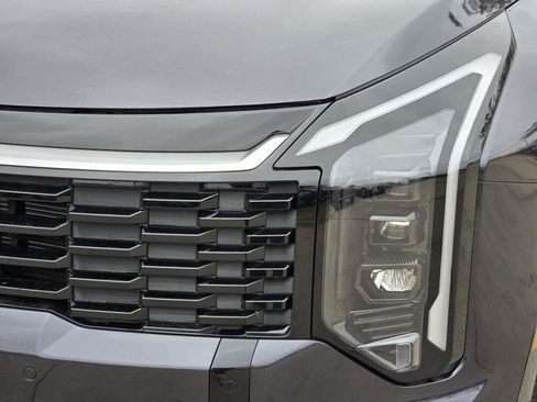 New 2026 Kia Sportage SX FWD image 6