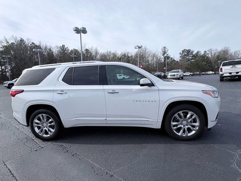 Used 2021 Chevrolet Traverse High Country w/ LPO, Cargo Package image 4