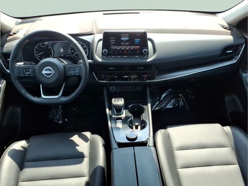Certified 2023 Nissan Rogue SV w/ SV Premium B Package AWD/4WD image 14