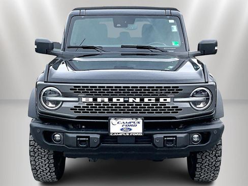 Used 2023 Ford Bronco Badlands image 3