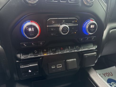 Used 2019 GMC Sierra 1500 AT4 image 31