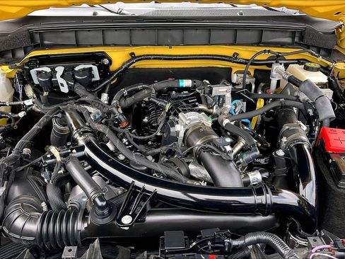 Used 2024 Ford Bronco Heritage Edition AWD/4WD image 29