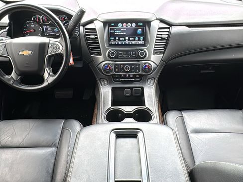 Used 2019 Chevrolet Tahoe LT image 18