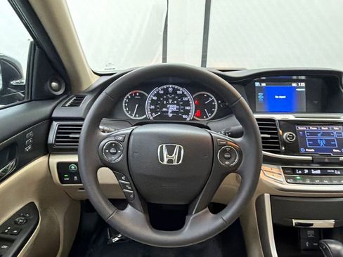 Used 2015 Honda Accord EX-L image 24
