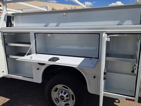 New 2025 GMC Sierra 2500 Pro w/ Convenience Package image 16