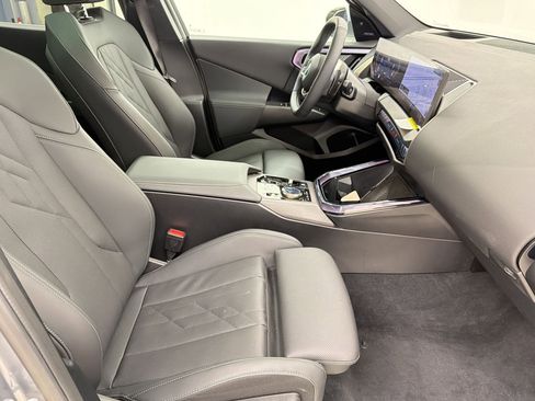 Used 2025 BMW X3 xDrive30i w/ Premium Package image 27