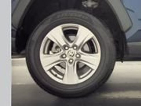Used 2023 Toyota RAV4 XLE w/ Convenience Package FWD image 9