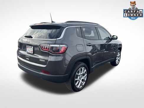 Certified 2022 Jeep Compass Latitude image 6