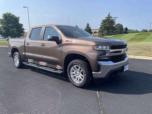 Used 2019 Chevrolet Silverado 1500 LT w/ All-Star Edition AWD/4WD image 7