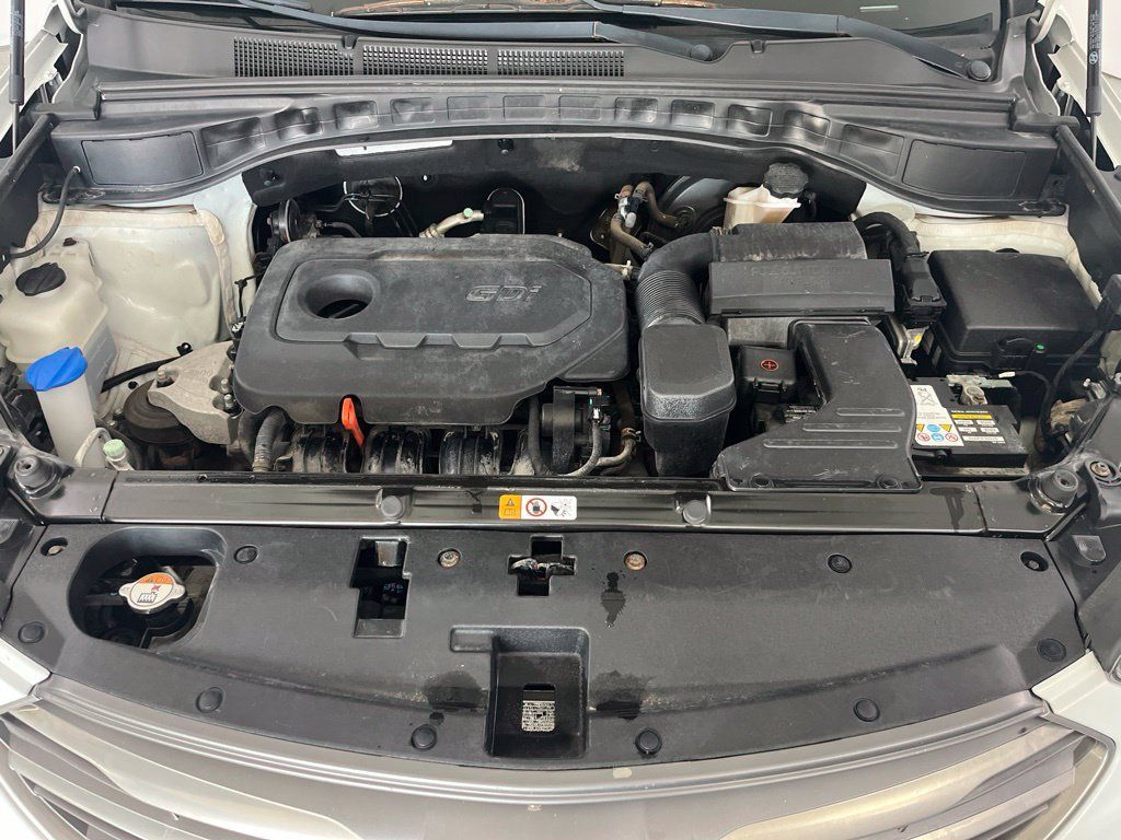 Used 2018 Hyundai Santa Fe Sport AWD/4WD image 9