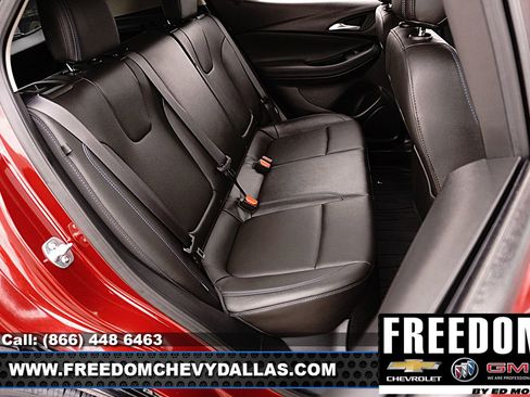 Used 2025 Buick Encore GX Sport Touring image 12