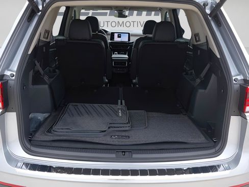 Used 2024 Volkswagen Atlas SEL AWD/4WD image 27