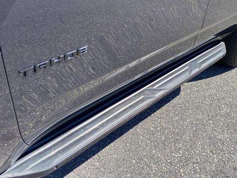 Used 2022 Chevrolet Tahoe RST w/ Luxury Package image 8