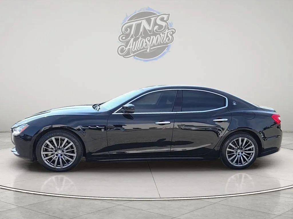 Used 2017 Maserati Ghibli RWD image 2