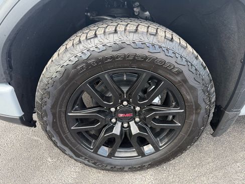 Used 2024 GMC Sierra 1500 Elevation w/ Elevation Premium Package image 10