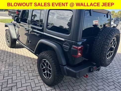 Used 2026 Jeep Wrangler Unlimited Rubicon w/ Technology Group AWD/4WD image 9