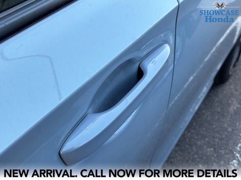 Used 2023 Honda Civic Touring image 10