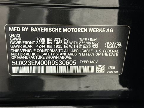 Used 2024 BMW X7 xDrive40i w/ M Sport Package image 21