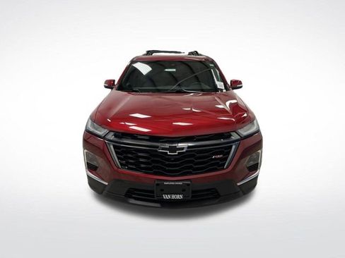 Used 2023 Chevrolet Traverse RS image 12