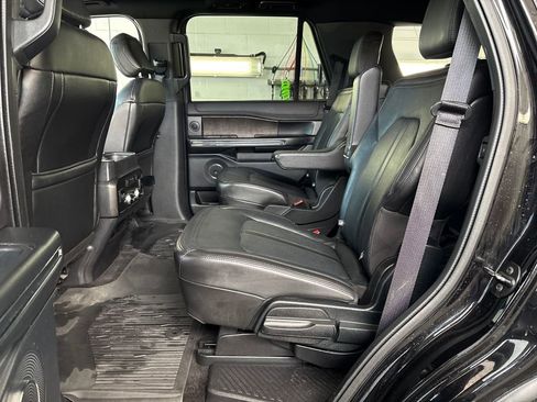 Used 2018 Ford Expedition Limited AWD/4WD image 20