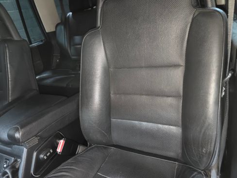 Used 2004 Land Rover Discovery SE image 85