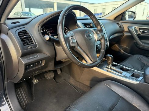 Used 2015 Nissan Altima 2.5 SL w/ Technology Package image 17